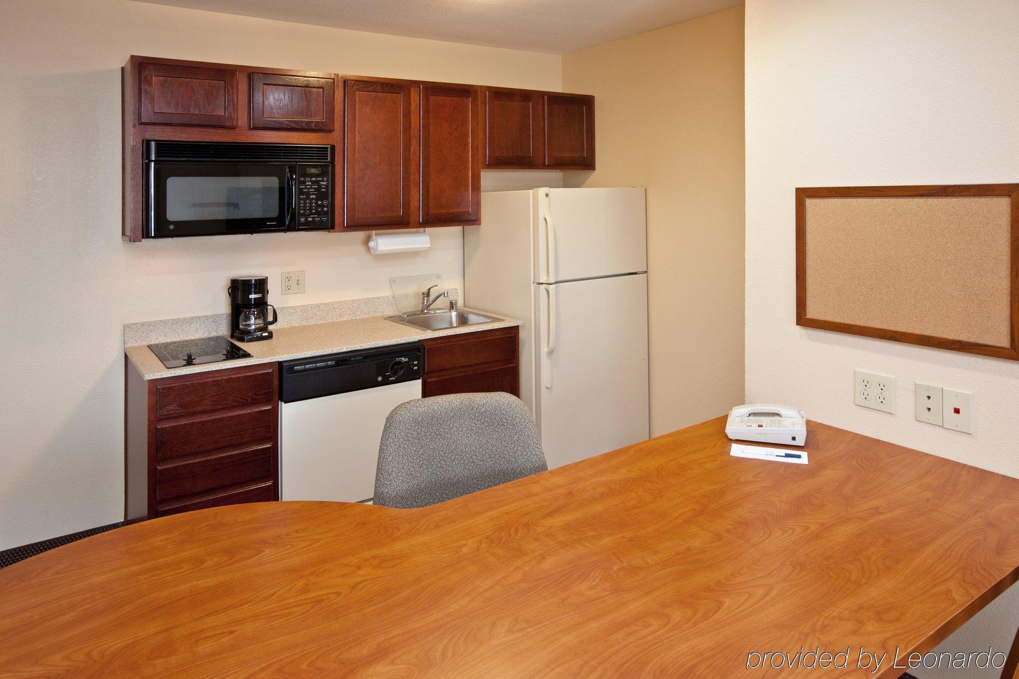 Candlewood Suites Louisville Airport By Ihg חדר תמונה