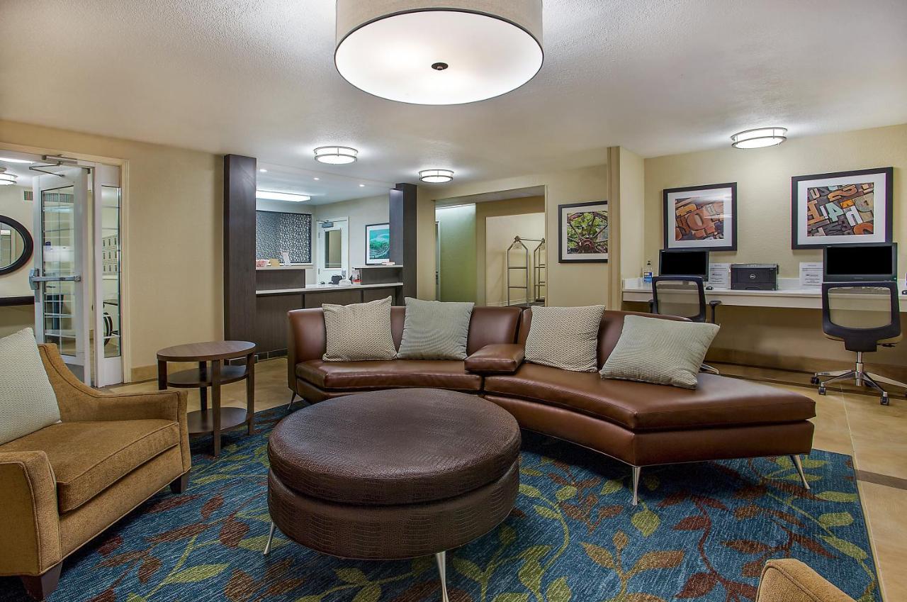 Candlewood Suites Louisville Airport By Ihg מראה חיצוני תמונה